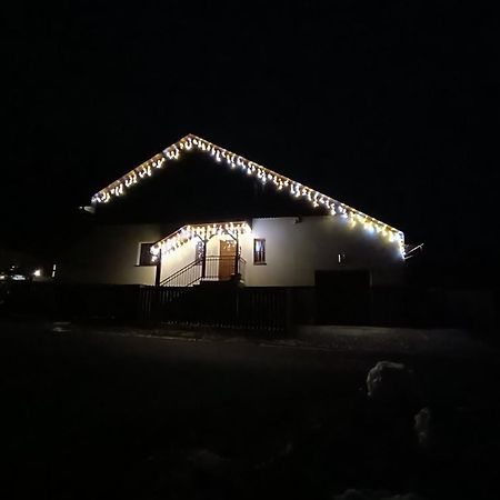 Jiřetín pod JedlovouHaus Tolstejnアパートメント エクステリア 写真